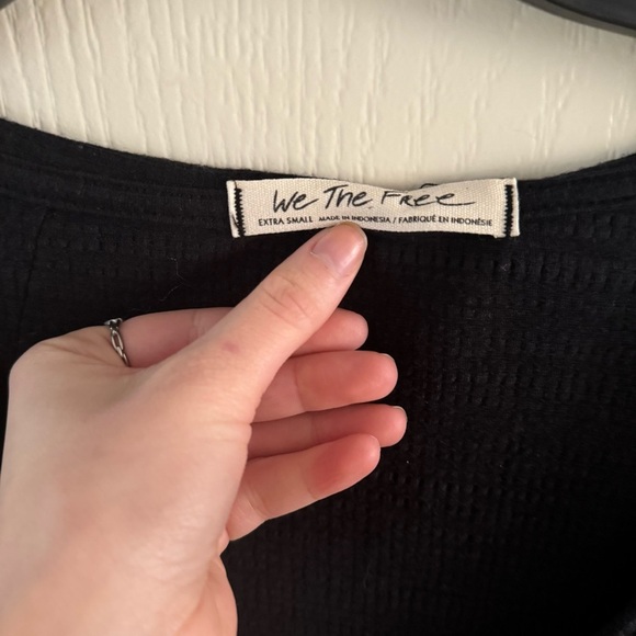 FREE PEOPLE Black Comin In Hot Tunic Top - Picture 6 of 6
